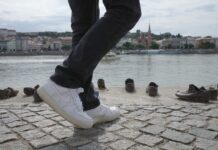 Komentář: Když ti nadávají do fašistů a nacistů, tak jim nevěř nacistu