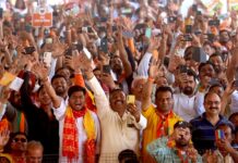 Indie slaví velký úspěch. Po 18 letech získala lepší úvěrový rating Indie