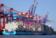 Italové odstavili kamiony se zbraněmi do Izraele. Údajně českými Izraele