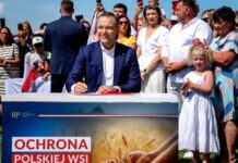 Polský prezident navrhl zpřísnění podmínek u podpory Ukrajinců polsky