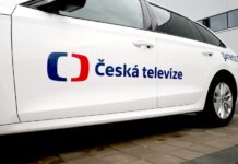 STEM: 59 % Čechů je pro zrušení koncesionářských poplatků Cechu