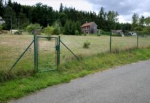 Na investici do většího pozemku pro stavbu se dá dobře vydělat pro_stavbu