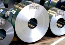 EU zvažuje vyšší cla na dovoz z Ruska. I jedná o zmrazených aktivech EU