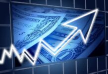 Analýza: FED vnesl nejistotu na trhy. ECB drží to, co funguje FED