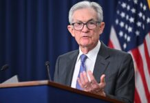 FED snížil sazby a radikálně zvedl odhad růstu amerického HDP FED