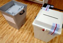 Zájem o volby do Sněmovny je silný. Víc volí i voliči v Chanově volby