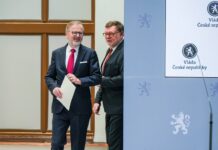 Fialova vláda se loučí popřením práva na platbu v hotovosti hotovosti