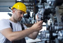 Průmyslová produkce v říjnu nabídla relativně pozitivní data produkce