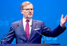 Glosa: Ještě líp než my, jsou na tom Kolumbijci. Tím se Fiala ale nechlubí Fiala