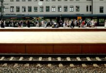 Vlaky praskají ve švech, ale spoje se přidávají do Polska a na Ukrajinu vlaky