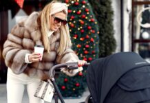 Glosa: Náhradní mateřství upravuje smlouva. Jde tedy o byznys s dětmi nahradni_materstvi