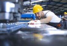 Emisní povolenky nutí české firmy zdražovat i omezovat investice emisni_povolenky