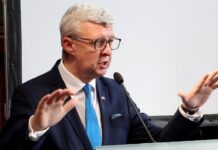 Vláda s vysokými cenami energií pomůže více průmyslovým firmám vlada