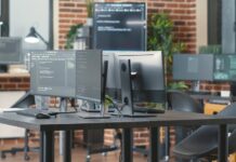 Zvoní softwarovým firmám kvůli AI hrana? Dost možná, ukazují trhy