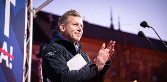 Peter_magyar