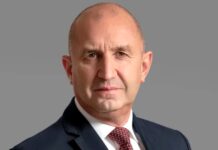 Bulharsko přitvrzuje k EU i Ukrajině. Volby vyhrál stíhač Radev Radev