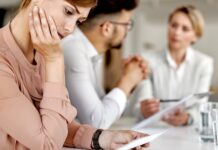 Vyšší plat nemusí znamenat víc peněz. Co zvážit před změnou práce? prace