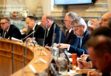 Vláda schválila vyšší rodičovskou. Ale jen u dětí narozených od roku 2027 rodicovskou