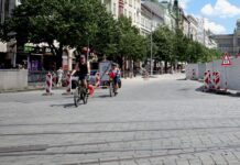 Důvěra v ekonomiku je solidní. Ale zatím pomíjí eskalaci v Rudém moři duvera_v_ekonomiku