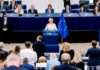 Von der Leyenová přiznala druhý čínský šok. Ničí průmysl v EU cinsky