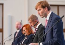 Zásilkový výdej léků na předpis by měl být v Česku do dvou let zasilkovy