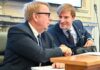 Tabulkové platy stoupnou. Nikomu se nesníží, sjednala vláda na tripartitě platy