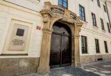 Rozpočtový výbor doporučil Sněmovně schválit rozpočet 2027 Snemovne